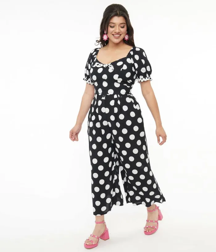 Hell Bunny 1960s Black and White Polka Dot Cropped Trousers Clothing Unique Vintage Pants Hell Bunny 1960s Black and White Polka Dot Cropped Trousers Clothing Unique Vintage Pants