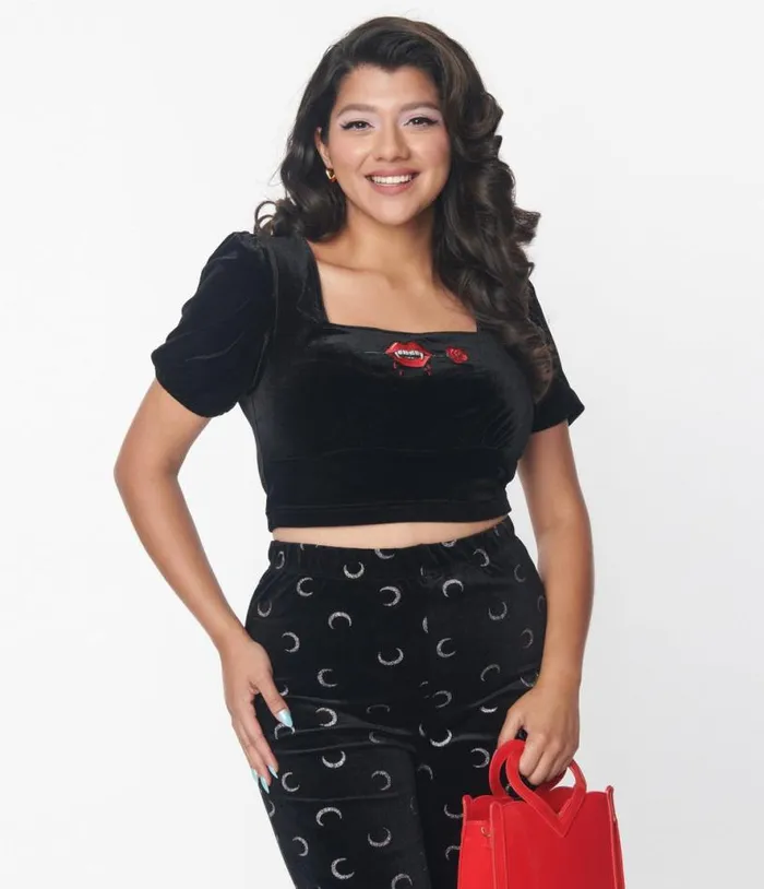 Hell Bunny Black Velvet Vampire Kiss Crop Top Halloween Unique Vintage Tops Hell Bunny Black Velvet Vampire Kiss Crop Top Halloween Unique Vintage Tops