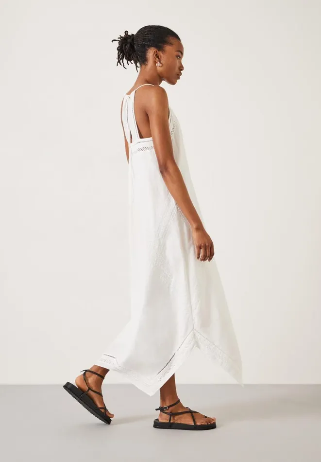 Hush Dresses Women Celia Embroidery Maxi Dress With Linen Pearl White Hush Dresses Women Celia Embroidery Maxi Dress With Linen Pearl White