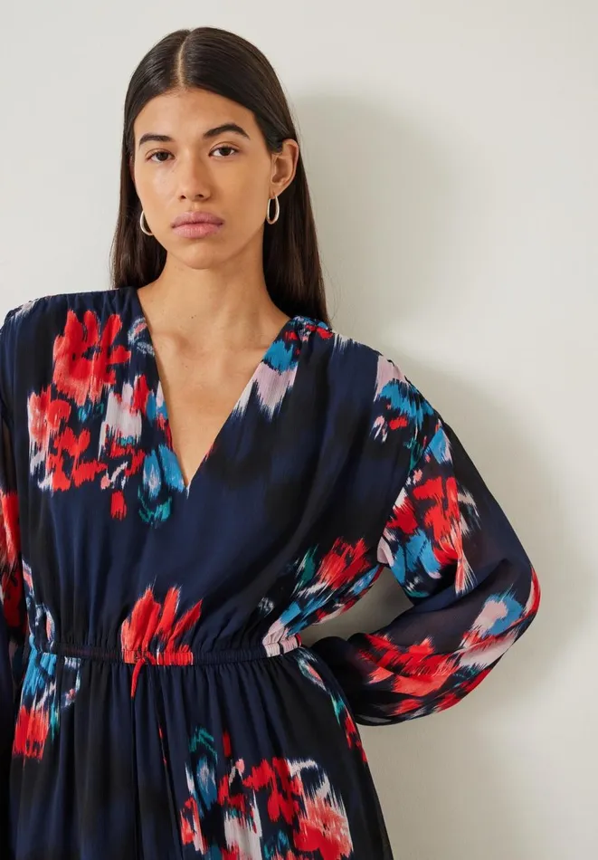 Hush Dresses Women Clarette Chiffon Maxi Dress Blurred Floral Black Hush Dresses Women Clarette Chiffon Maxi Dress Blurred Floral Black