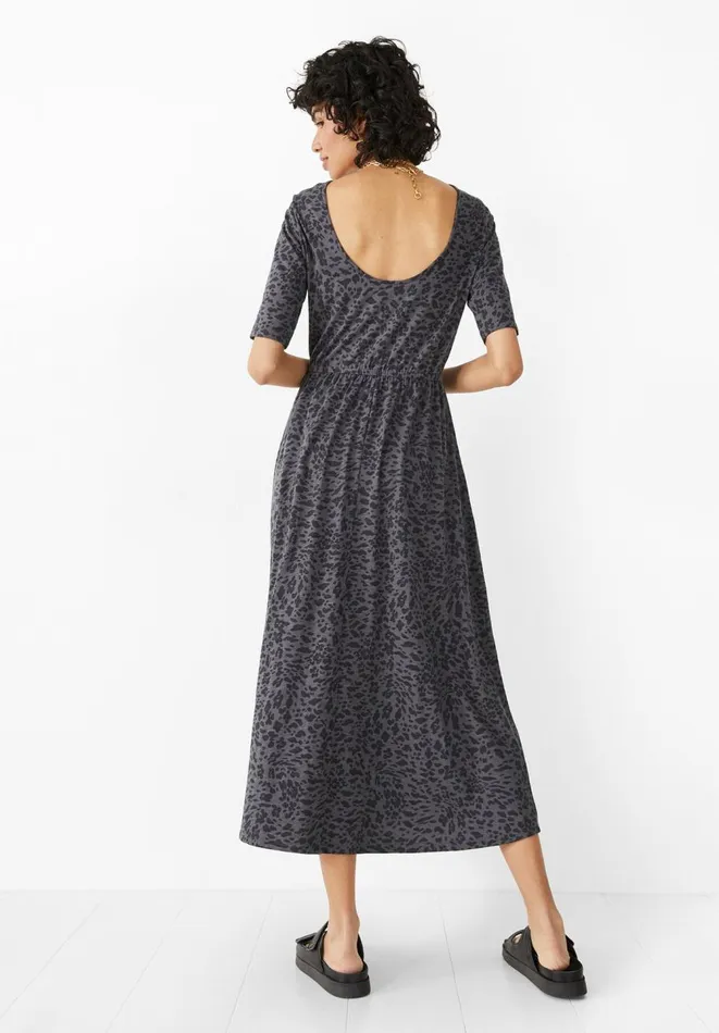Hush Dresses Women Nelly Jersey Midi Dress Floral Animal Greyblack Hush Dresses Women Nelly Jersey Midi Dress Floral Animal Greyblack