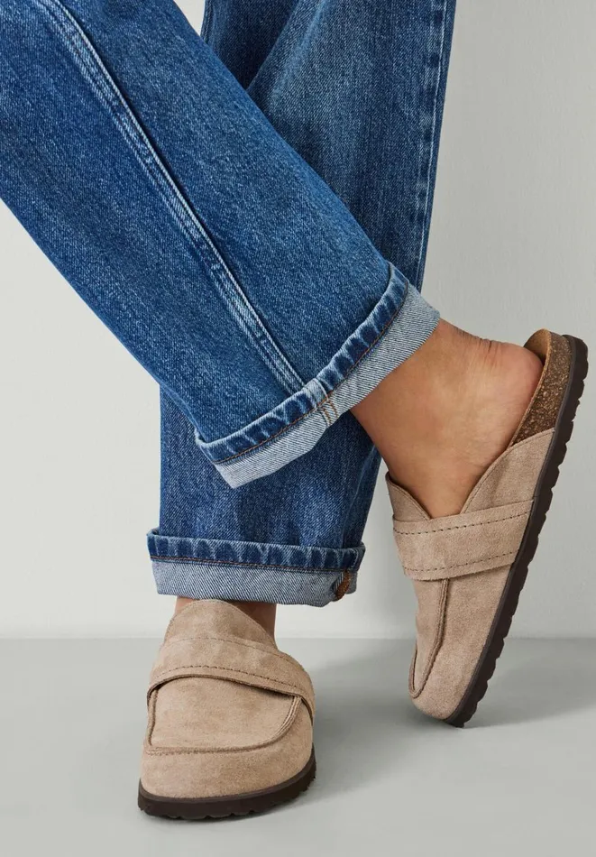 Hush Flats Women Pia Padded Suede Mules Light Taupe Hush Flats Women Pia Padded Suede Mules Light Taupe