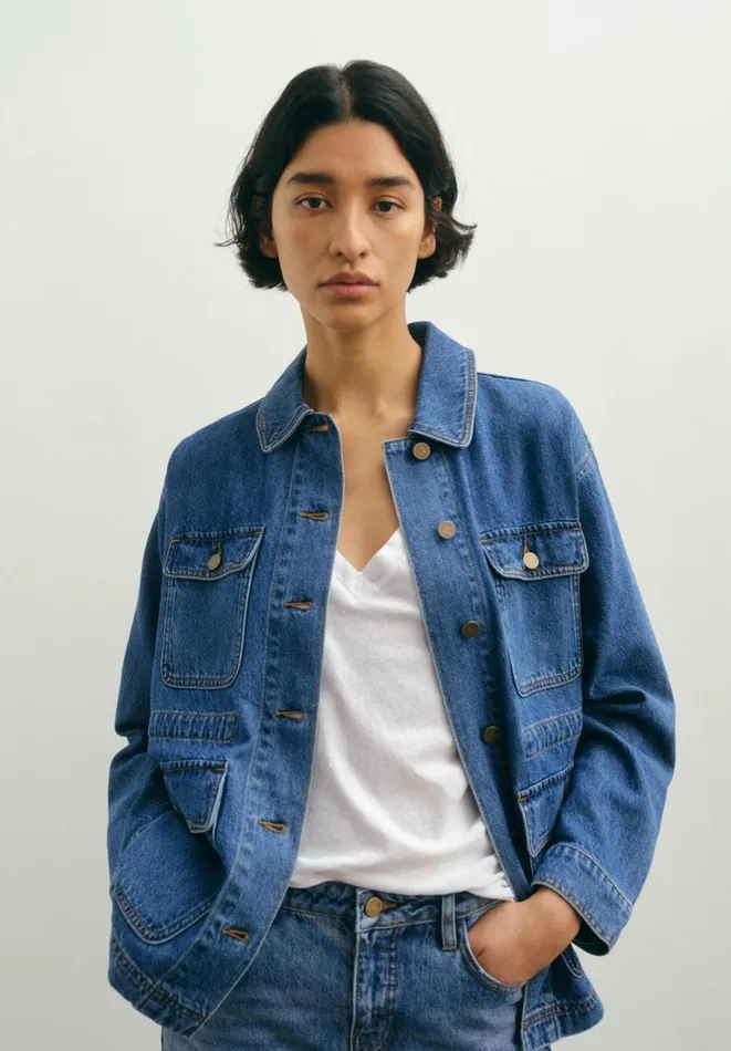 Hush Jackets and Coats Women Nora Relaxed Denim Utility Jacket Mid Authentic Wash Hush Jackets and Coats Women Nora Relaxed Denim Utility Jacket Mid Authentic Wash