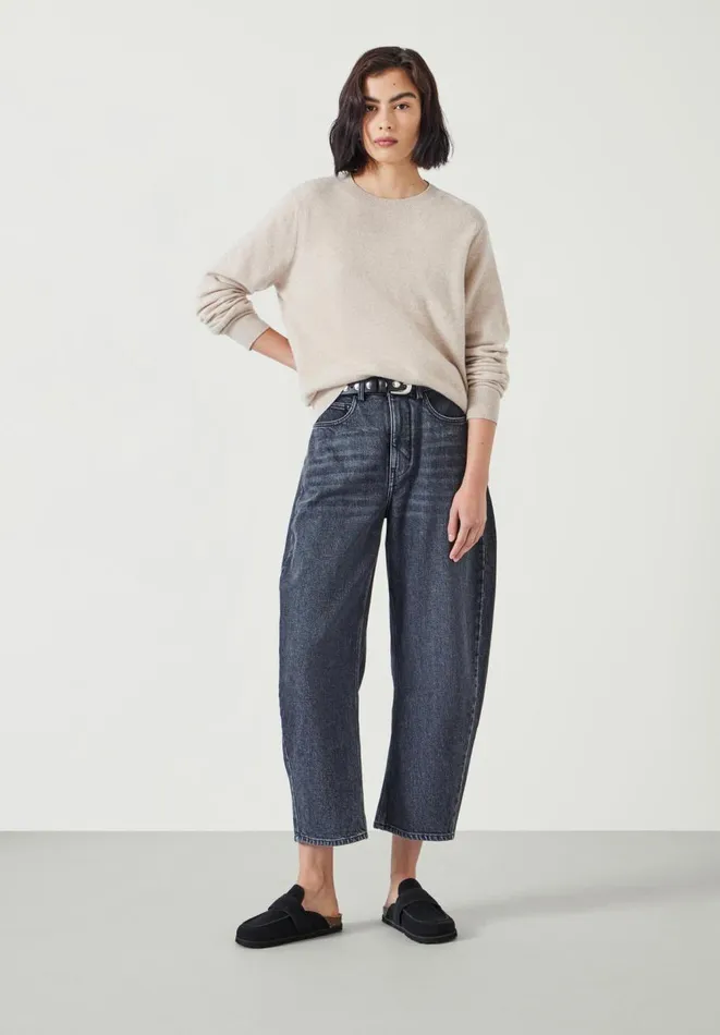 Hush Jumpers and Cardigans Women Ivy Fine Merino Crew Jumper Light Beige Hush Jumpers and Cardigans Women Ivy Fine Merino Crew Jumper Light Beige