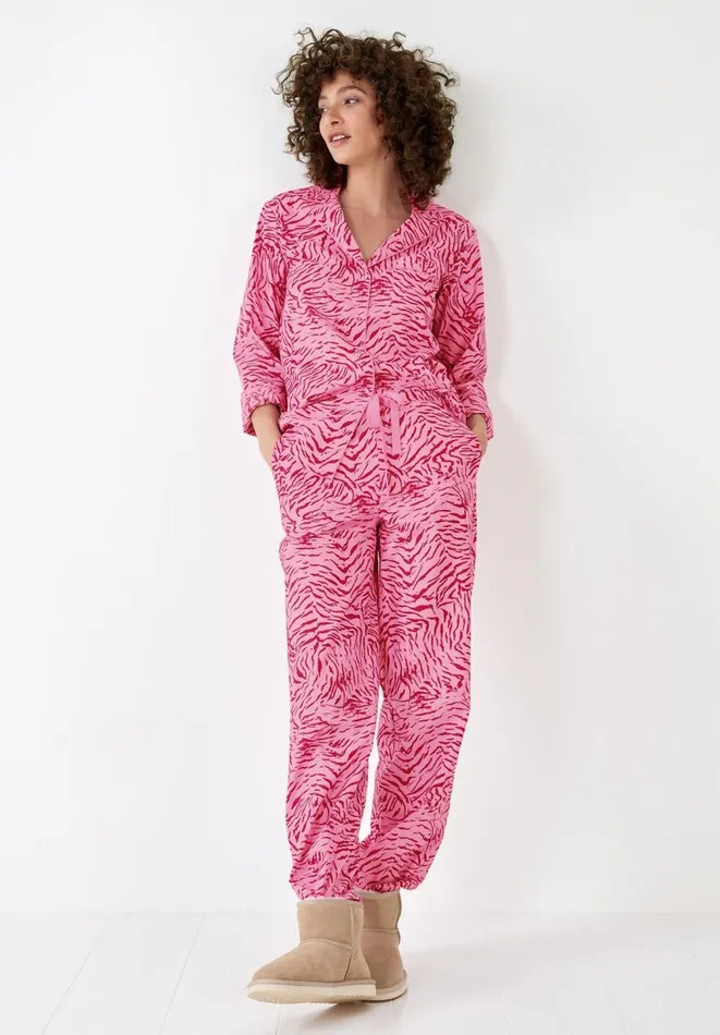 Hush Pyjamas and Nightwear Women Elsa Printed Cotton Pyjamas Tiger Mark Pink Hush Pyjamas and Nightwear Women Elsa Printed Cotton Pyjamas Tiger Mark Pink