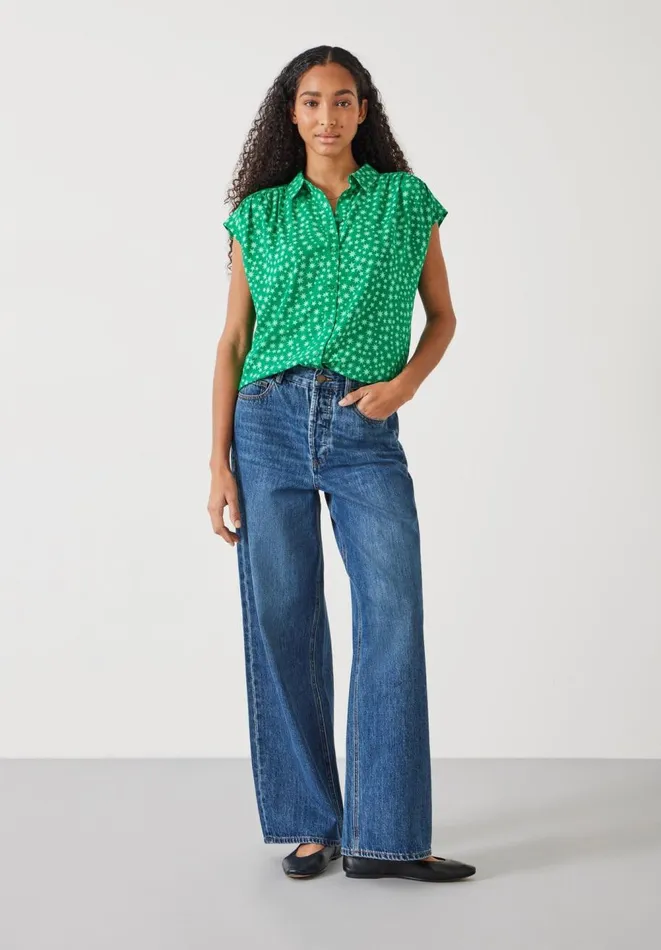 Hush Shirts and Blouses Women Selena Short Sleeve Shirt Multi Star Green Hush Shirts and Blouses Women Selena Short Sleeve Shirt Multi Star Green