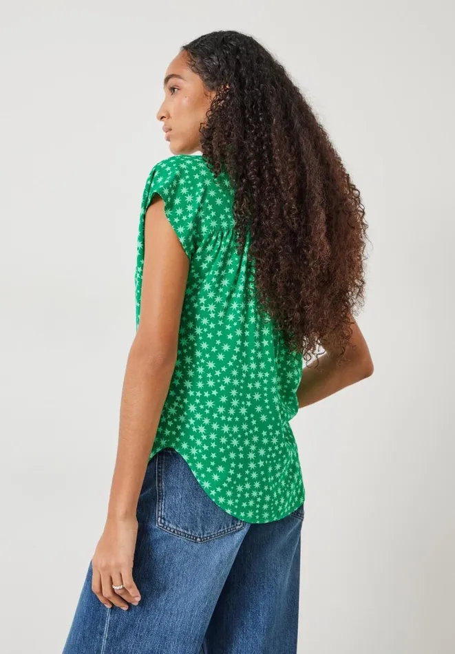 Hush Shirts and Blouses Women Selena Short Sleeve Shirt Multi Star Green Hush Shirts and Blouses Women Selena Short Sleeve Shirt Multi Star Green