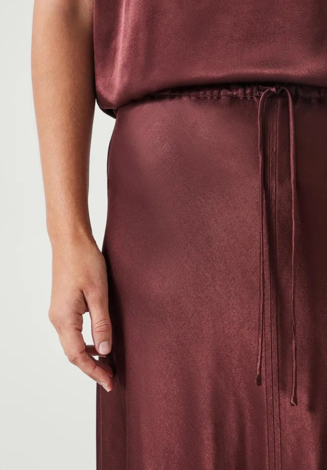 Hush Skirts Women Brielle Satin Skirt Chocolate Brown Hush Skirts Women Brielle Satin Skirt Chocolate Brown