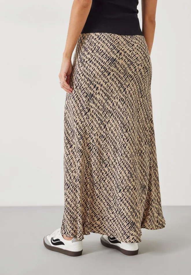 Hush Skirts Women Katie Printed Maxi Skirt Contrast Mark Neutral Hush Skirts Women Katie Printed Maxi Skirt Contrast Mark Neutral