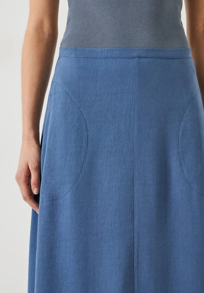 Hush Skirts Women Layla Textured Midi Skirt Vintage Indigo