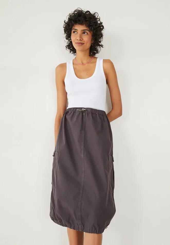 Hush Skirts Women Raquel Midi Cargo Skirt Washed Black Hush Skirts Women Raquel Midi Cargo Skirt Washed Black