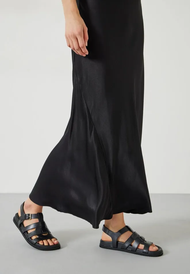 Hush Skirts Women Remi Satin Maxi Skirt Black Hush Skirts Women Remi Satin Maxi Skirt Black