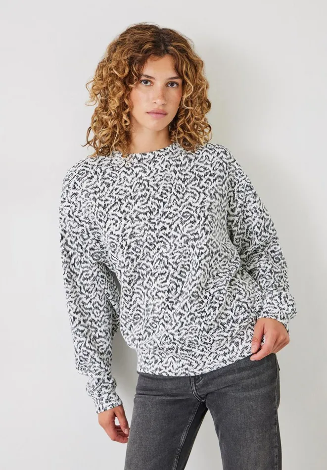 Hush Sweatshirts and Hoodies Women Estelle Cotton Printed Sweatshirt Abstract Ikat Blackwhite Hush Sweatshirts and Hoodies Women Estelle Cotton Printed Sweatshirt Abstract Ikat Blackwhite