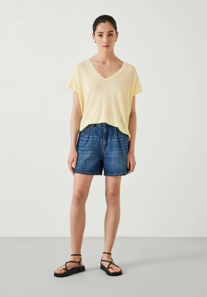Hush Tops and Tshirts Women Emmerline Linen Blend Knitted Top Pale Yellow Hush Tops and Tshirts Women Emmerline Linen Blend Knitted Top Pale Yellow