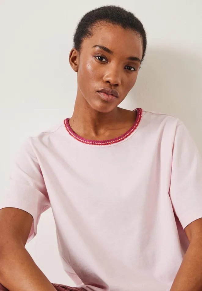 Hush Tops and Tshirts Women Lucy Crochet Trim TShirt Pale Lilac Hush Tops and Tshirts Women Lucy Crochet Trim TShirt Pale Lilac