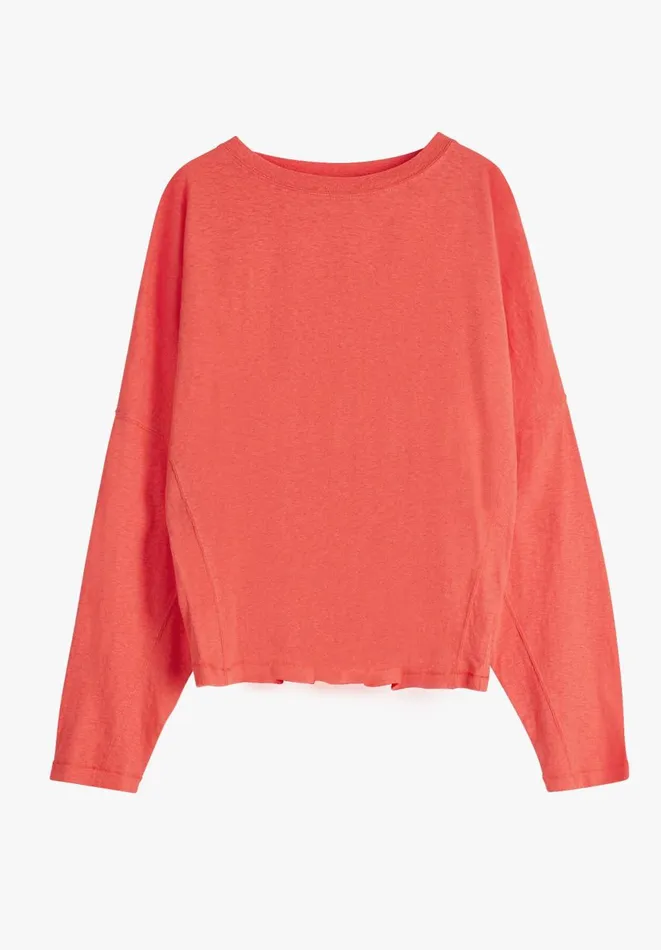 Hush Tops and Tshirts Women Soairse Seam Detail Dolmon Top Vibrant Red Hush Tops and Tshirts Women Soairse Seam Detail Dolmon Top Vibrant Red