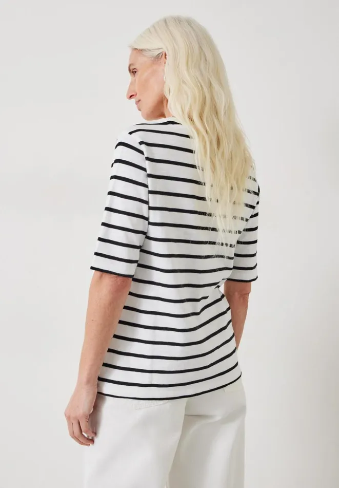 Hush Tops and Tshirts Women Sora Striped Relaxed TShirt Whiteblack Hush Tops and Tshirts Women Sora Striped Relaxed TShirt Whiteblack