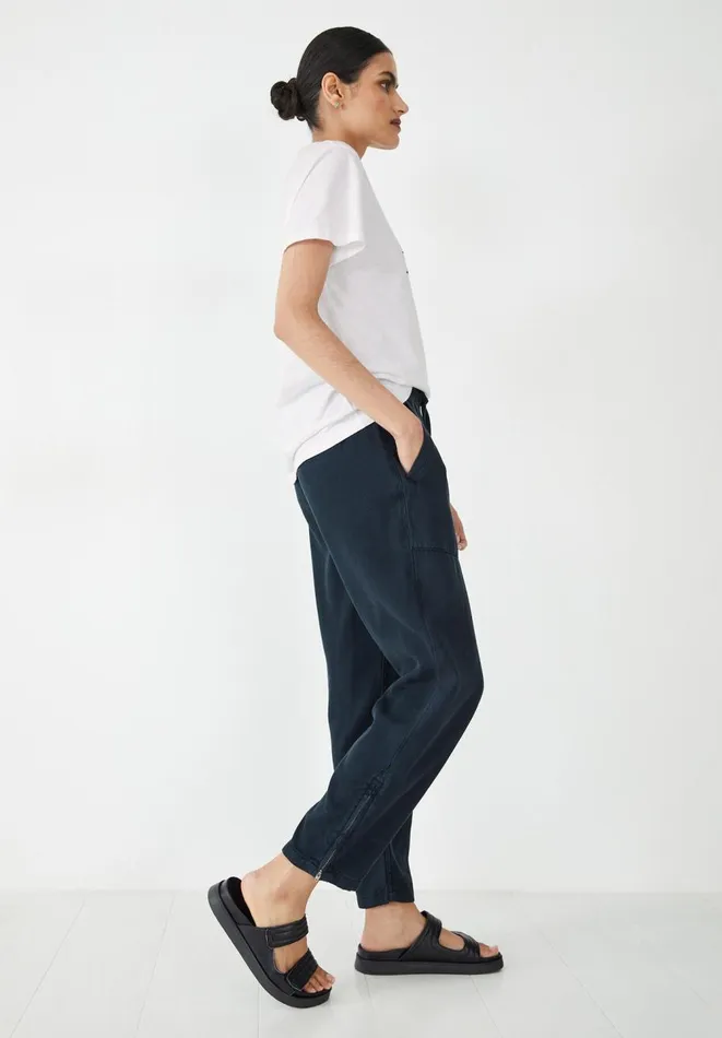 Hush Trousers Women Hayden Twill Trousers Midnight Navy Hush Trousers Women Hayden Twill Trousers Midnight Navy