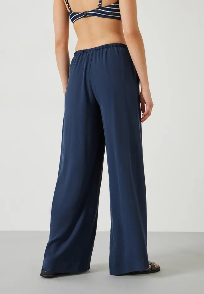 Hush Trousers Women Lyra Oversized Tie Waist Trousers Deep Navy Hush Trousers Women Lyra Oversized Tie Waist Trousers Deep Navy