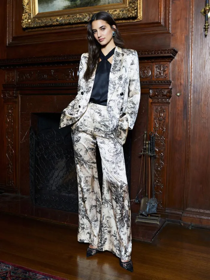 L039Agence Blazers and Jackets Women Jayda Silk Blazer Ecrublack Sketch Paisley