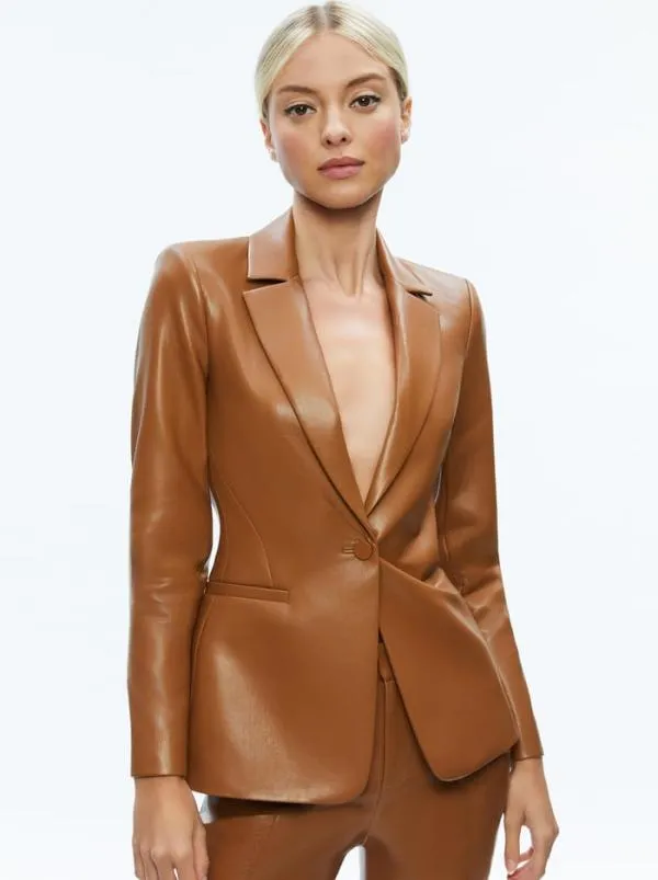 Matching Sets Women Alice Olivia MACEY FITTED VEGAN LEATHER BLAZER DANETTE VEGAN LEATHER SPLIT HEM TROUSERS Matching Sets Women Alice Olivia MACEY FITTED VEGAN LEATHER BLAZER DANETTE VEGAN LEATHER SPLIT HEM TROUSERS