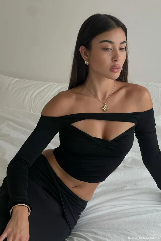 Meshki Bachelorette Women Ceri Off Shoulder Long Sleeve Top 8211 Black Black