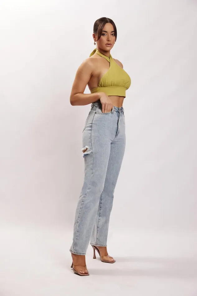 Meshki Crop Tops Women Piper Halter Neck Linen Crop Top 8211 Apple Apple Meshki Crop Tops Women Piper Halter Neck Linen Crop Top 8211 Apple Apple