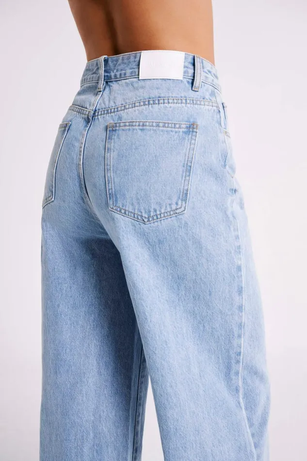 Meshki Denim Women Raven Baggy Jeans 8211 Mid Blue Wash Midbluewash