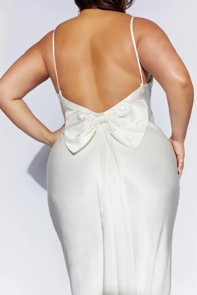 Meshki Maxi Dresses Women Kailey Low Back Maxi Dress With Detachable Bow Train 8211 White White