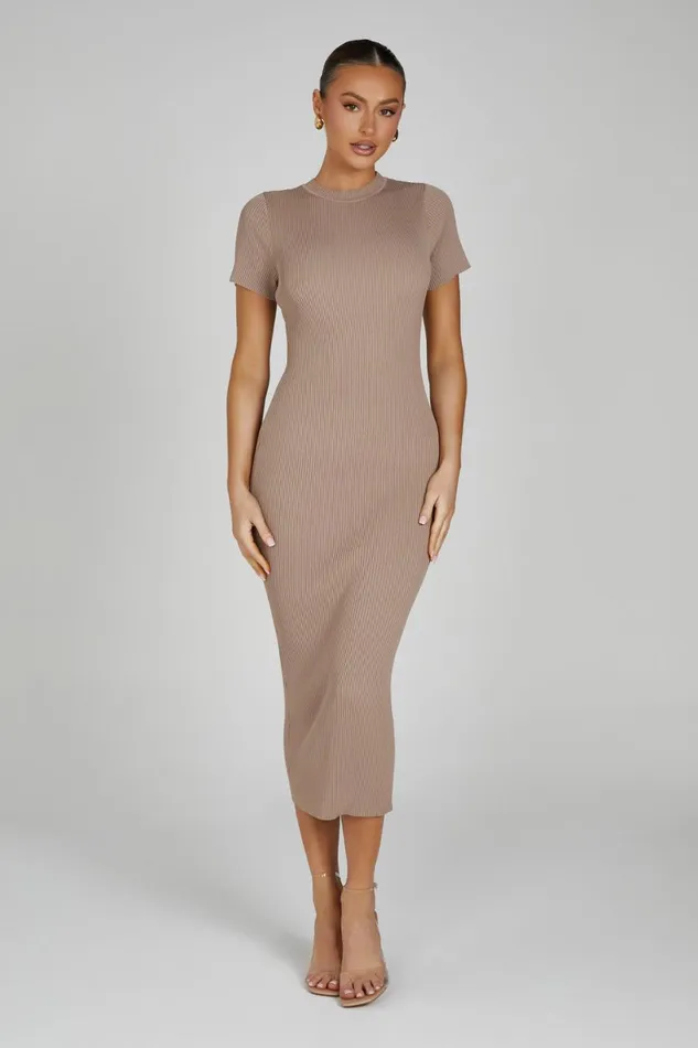 Meshki Midi Dresses Women Sonia Short Sleeve Knit Midi Dress 8211 Taupe Taupe Meshki Midi Dresses Women Sonia Short Sleeve Knit Midi Dress 8211 Taupe Taupe