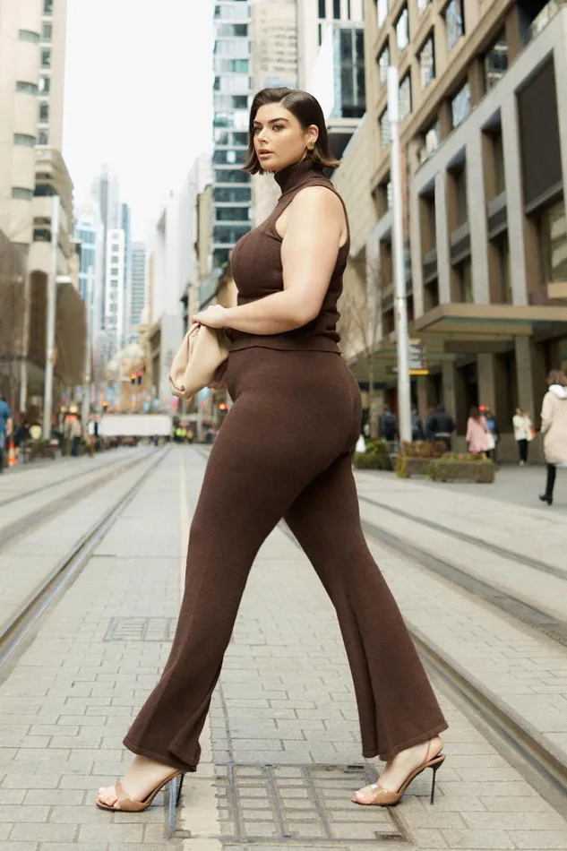 Meshki Sleeveless Tops Women Angelina Ribbed Turtleneck 8211 Chocolate Chocolate