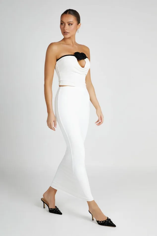 Meshki Sleeveless Tops Women Megan Strapless Rose Top 8211 BlackWhite Blackwhite