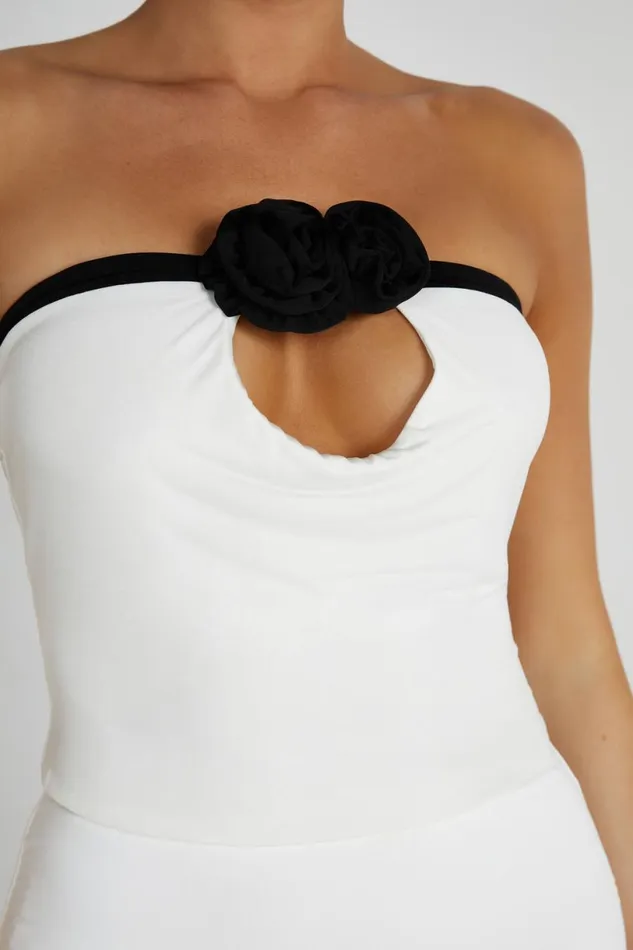 Meshki Sleeveless Tops Women Megan Strapless Rose Top 8211 BlackWhite Blackwhite