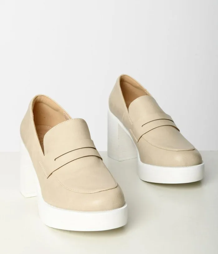 Nude and White Leatherette Platform Loafers Shoes Unique Vintage Heels