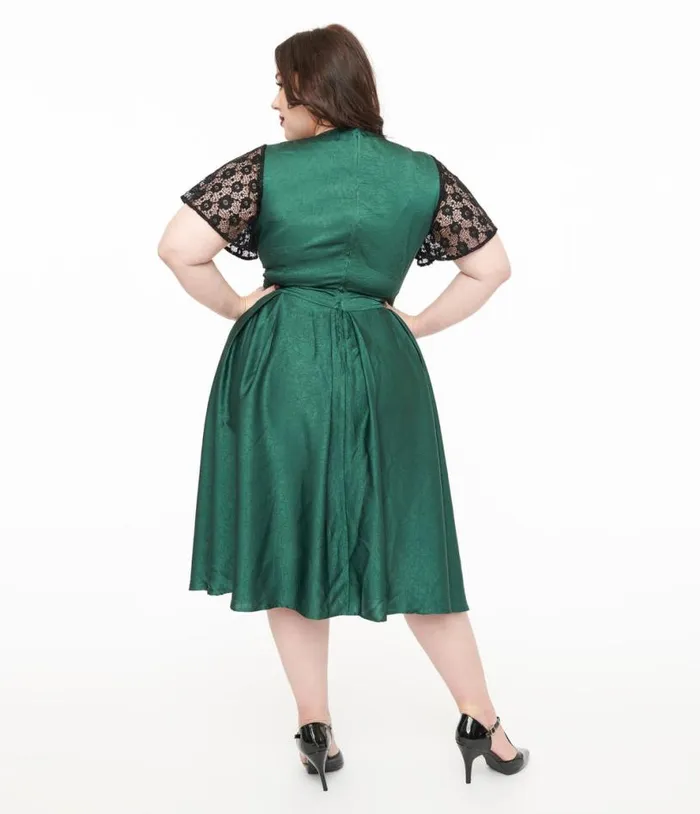 Plus Size 1940s Emerald Green and Black Lace Swing Dress DressesPlus Unique Vintage Pocket Dresses