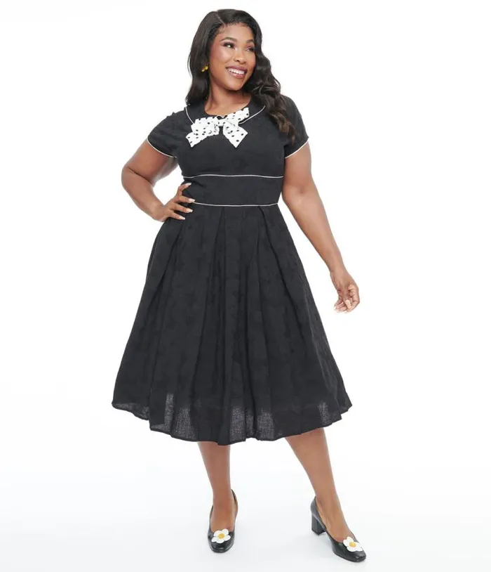 Plus Size 1950s Black and Ivory Polka Dot Bow Cotton Swing Dress DressesPlus Unique Vintage Pocket Dresses Plus Size 1950s Black and Ivory Polka Dot Bow Cotton Swing Dress DressesPlus Unique Vintage Pocket Dresses