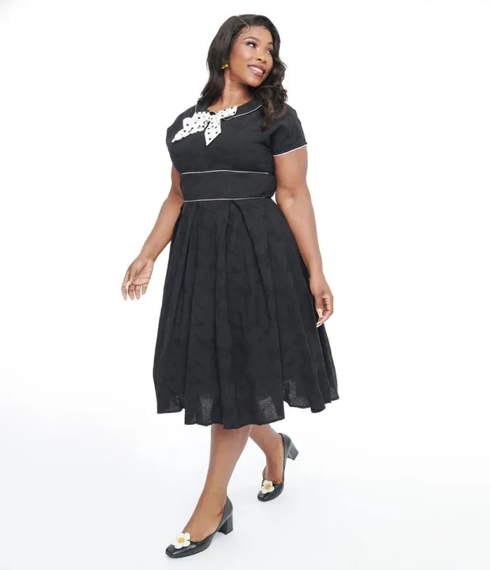 Plus Size 1950s Black and Ivory Polka Dot Bow Cotton Swing Dress DressesPlus Unique Vintage Pocket Dresses