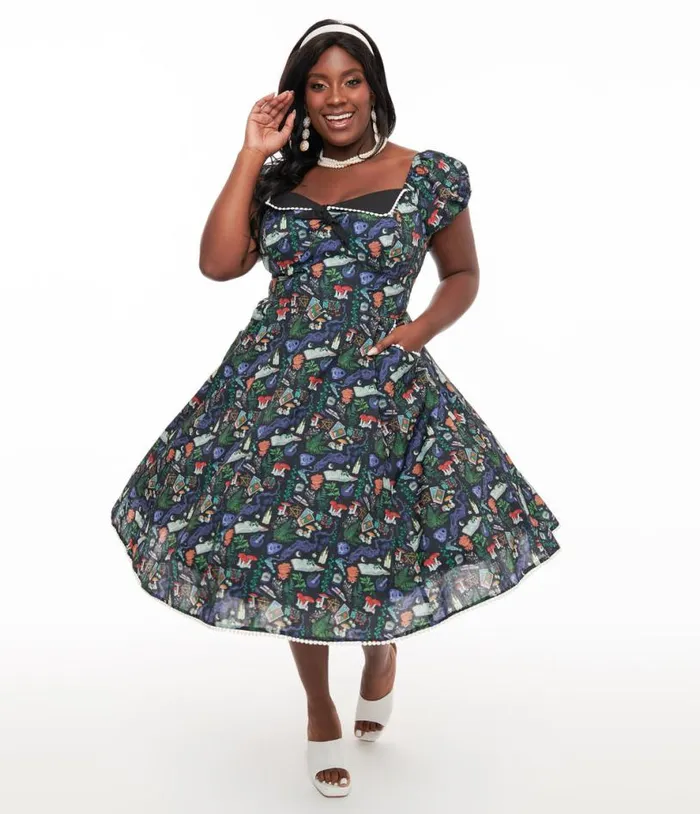 Plus Size 1950s Black Spellbinding Print Swing Dress Dresses Unique Vintage Pocket Dresses Plus Size 1950s Black Spellbinding Print Swing Dress Dresses Unique Vintage Pocket Dresses
