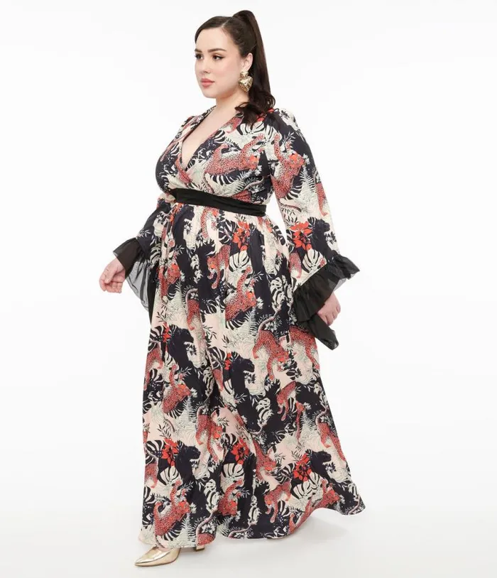Plus Size 1970s Black Jungle Cat Print Maxi Dress DressesPlus Unique Vintage Midi and Maxi Plus Size 1970s Black Jungle Cat Print Maxi Dress DressesPlus Unique Vintage Midi and Maxi