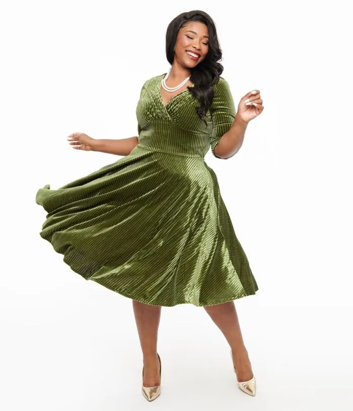 Plus Size Green 1950s Moss Green Velvet Delores Swing Dress Dresses Unique Vintage Swing Plus Size Green 1950s Moss Green Velvet Delores Swing Dress Dresses Unique Vintage Swing