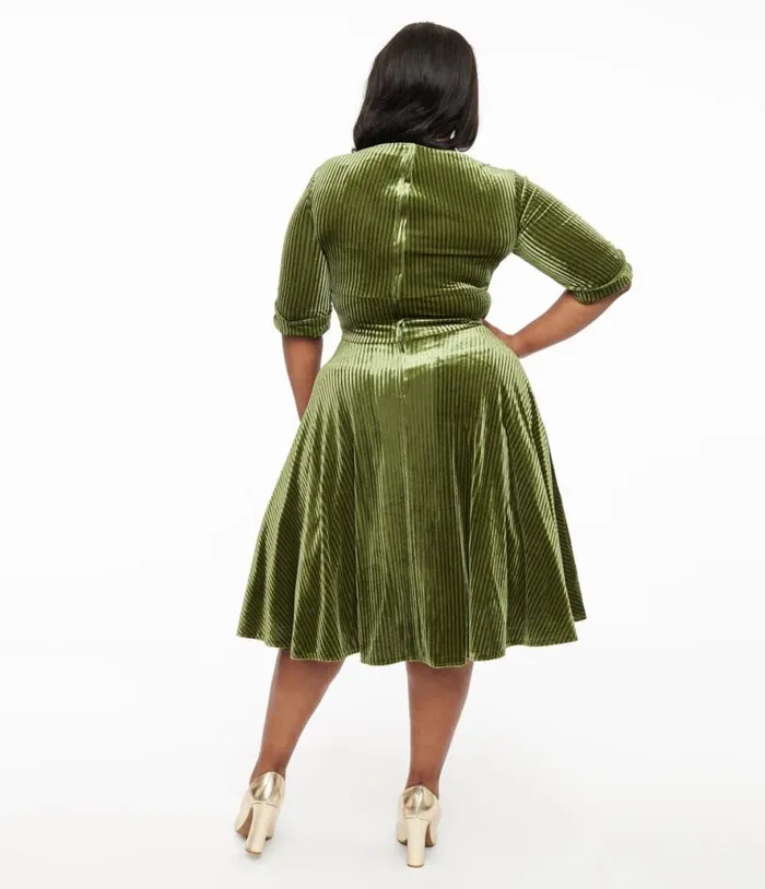 Plus Size Green 1950s Moss Green Velvet Delores Swing Dress Dresses Unique Vintage Swing
