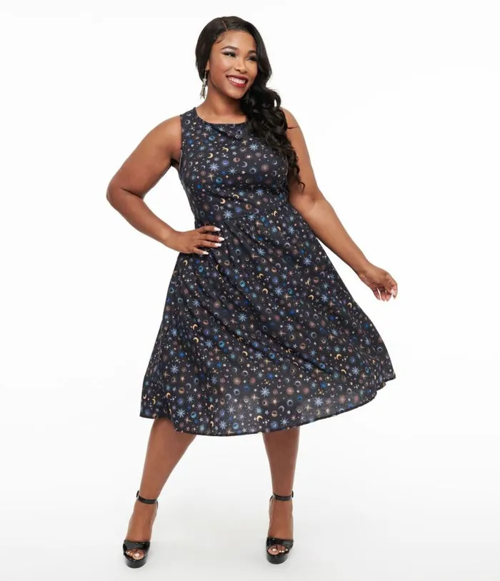 Retrolicious 1950s Plus Size Black Celestial Stars and Moon Print Midi Dress DressesHalloween Unique Vintage Dresses Retrolicious 1950s Plus Size Black Celestial Stars and Moon Print Midi Dress DressesHalloween Unique Vintage Dresses