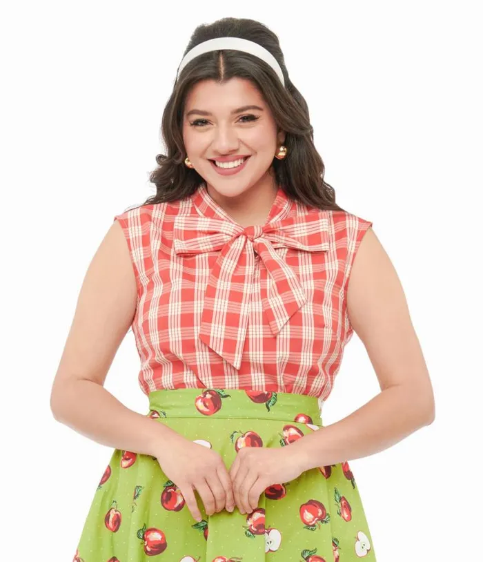 Retrolicious 1950s Red and White Gingham Cotton Bow Top Clothing Unique Vintage Blouses Retrolicious 1950s Red and White Gingham Cotton Bow Top Clothing Unique Vintage Blouses