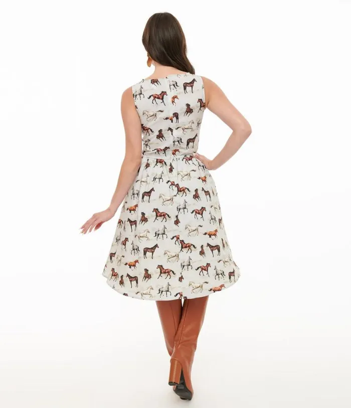 Retrolicious 1950s White and Brown Horse Print Cotton Swing Dress Dresses Unique Vintage Pocket Dresses