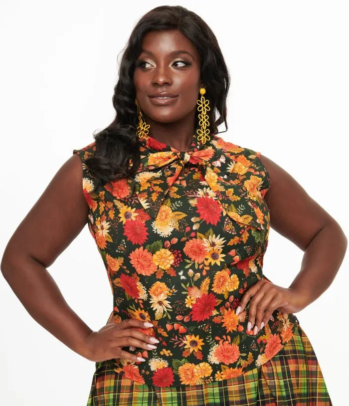 Retrolicious Plus Size 1950s Dark Green Autumn Floral Cotton Bow Top ClothingPlus Unique Vintage Blouses