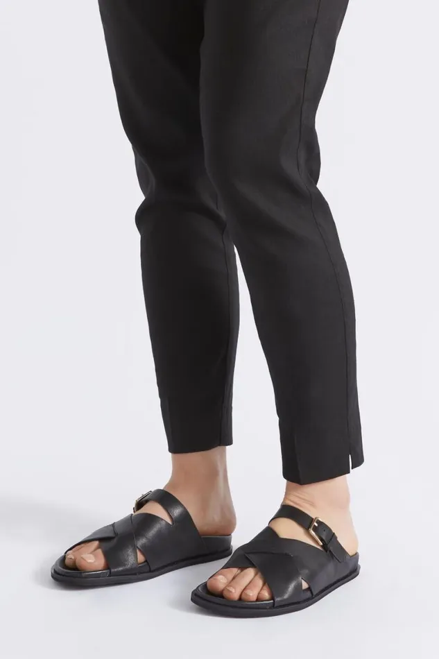 Seed Heritage Sandals and Thongs Heidi Buckle Slide Black 8211 Woman