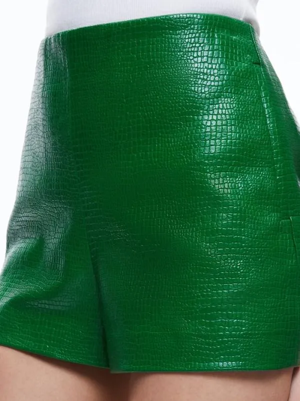 Shorts Women Alice Olivia BRIALLEN VEGAN LEATHER CROC SHORT Emerald