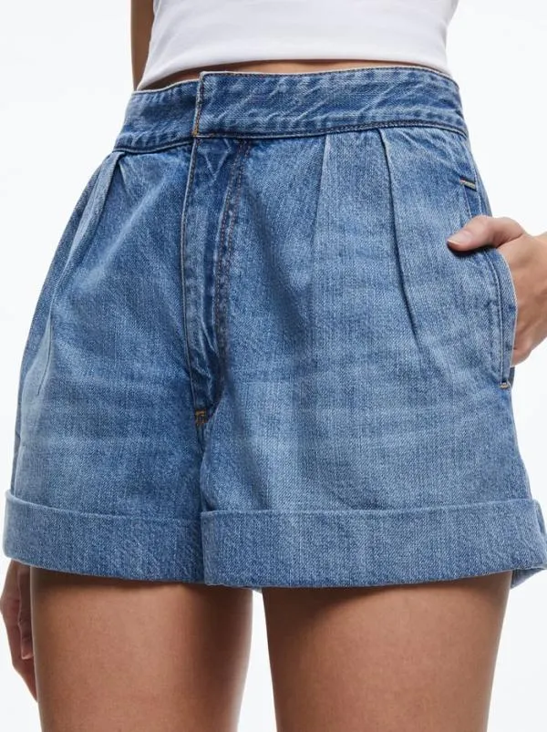 Shorts Women Alice Olivia CONRY PLEATED DENIM SHORT Ivy Blue