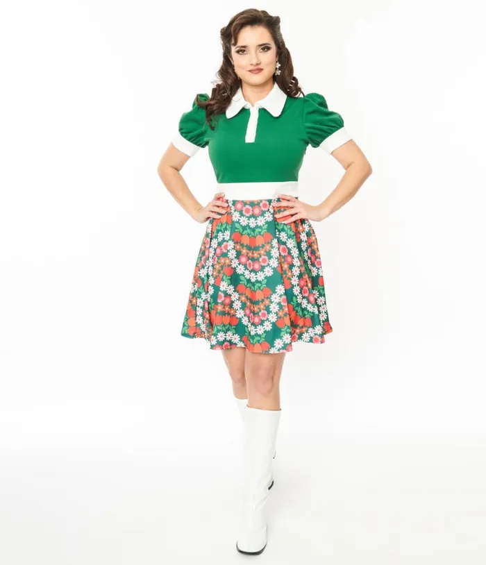 Smak Parlour Green Daisy Chain Print Fit and Flare Dress Dresses Unique Vintage Fit and Flare Smak Parlour Green Daisy Chain Print Fit and Flare Dress Dresses Unique Vintage Fit and Flare