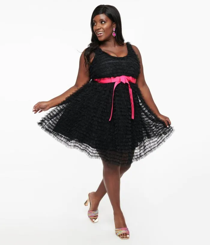 Smak Parlour Plus Size 1960s Black and Hot Pink Empire Waist Mini Dress DressesPlus Unique Vintage Babydoll Smak Parlour Plus Size 1960s Black and Hot Pink Empire Waist Mini Dress DressesPlus Unique Vintage Babydoll